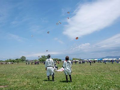 毎年６月に行われるいか合戦　