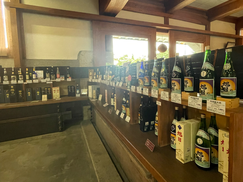 ずらりと並ぶ、こだわりの銘酒