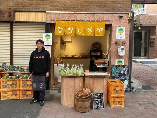 大津なかまち店。対面販売の中でお客様からレシピを聞くのがおもしろいそうです。