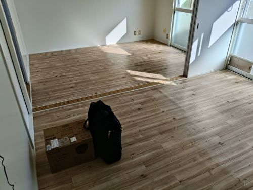 我が家の一部（部屋&DK）。ベランダも広く、これ以外に2部屋あり5万弱という破格