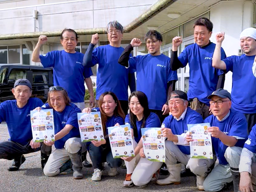 まちづくり協議会のスタッフ（下段左端　大舘会長）