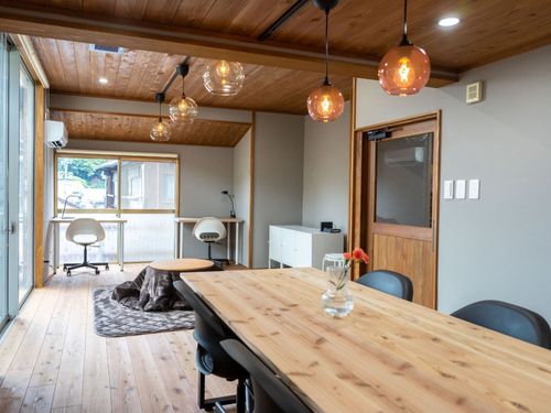 滞在施設「clay house」（シェアハウス） 1F内観