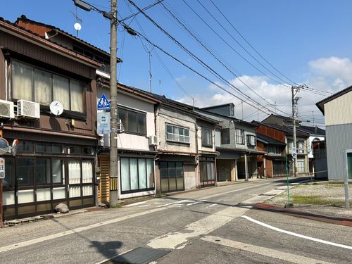 交易の中心地、市場町として栄えた地域です