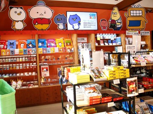 愛荘町のキャラクターグッズ、伝統工芸品などが購入でき、バラエティ豊かです。