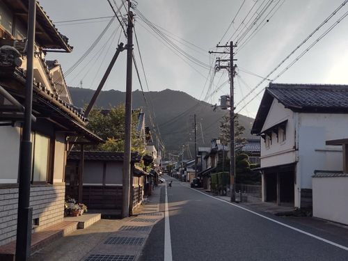 マチ：城下町や宿場町など田舎の都会！？