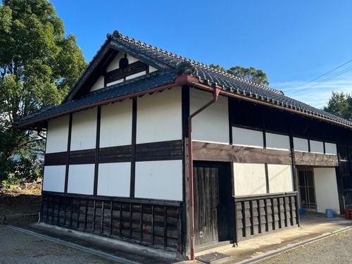 宿となる納屋