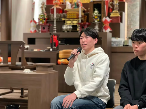 自分の言葉で体験を通して、感じたことを語る二人。