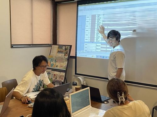 支援の１つ、セミナー中の多田幸生さん