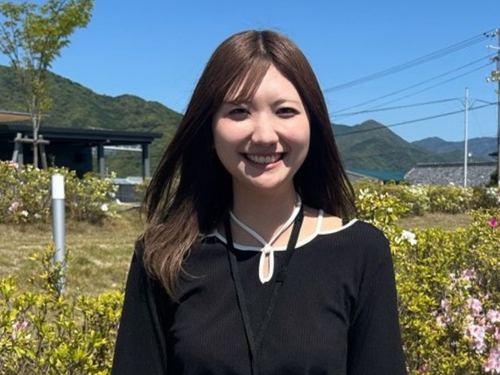 五百藏 由衣さん
