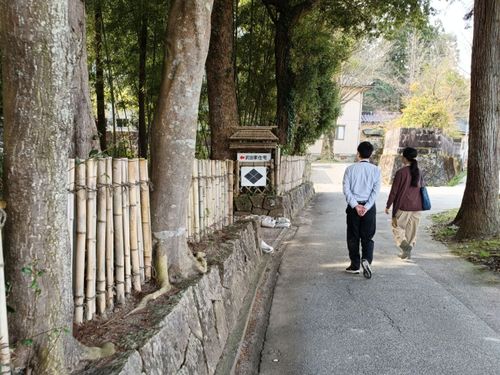 のんびり歩くことで、土地勘を掴んでください