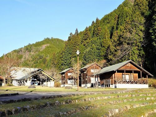 新見市菅生にあるお試し暮らし施設、別所アウトドアスポーツセンター