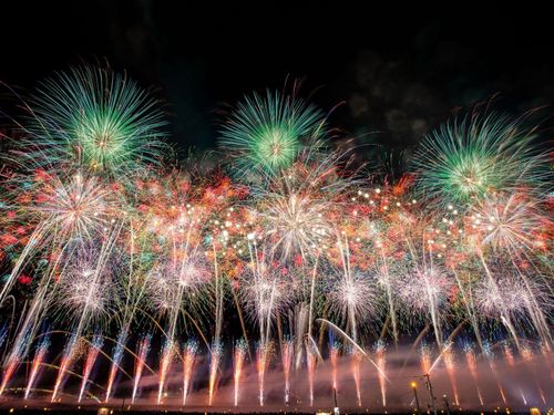 大仙市が誇る全国花火競技大会「大曲の花火」