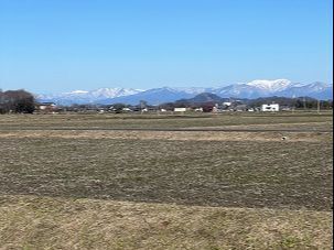 現地から伊吹山（北）を見る