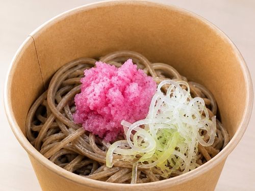 高遠産そば粉を使用し、一杯ずつ丁寧に打ち上げたぶっかけそばです。写真はイメージ