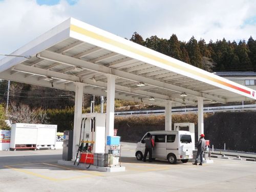 米崎町のフルサービスのスタンド「ノイエス米崎SS」