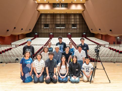 文化会館イベントで参加者と集合写真Photo Yuto HIRAKAKIUCHI