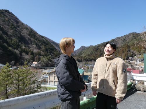 カラッと晴れる丹波山村の冬