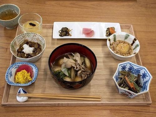 農家のお母さん手作りの食事で、パワーチャージ！