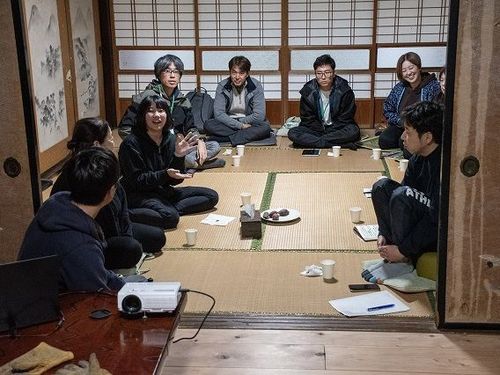 先輩起業者の農泊施設を訪問し、お話を伺います