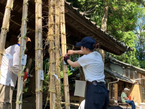 自分の松明に名札をつけて当日まで預かってもらいます！