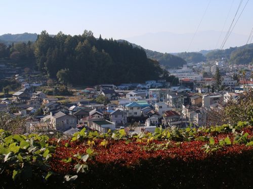 阿武隈山系の豊かな里山と清流に囲まれている町です！