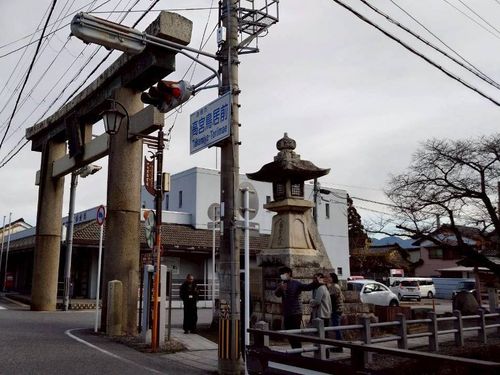 多賀大社一の鳥居は中山道高宮宿にあります