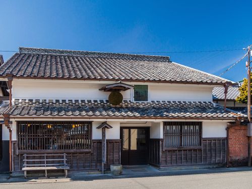 西岡酒造店外観