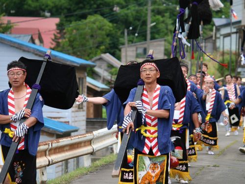 お祭りの様子