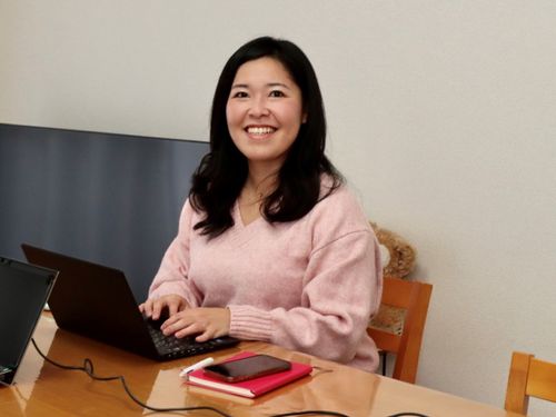 こんな感じでお家で仕事をすることもあります。