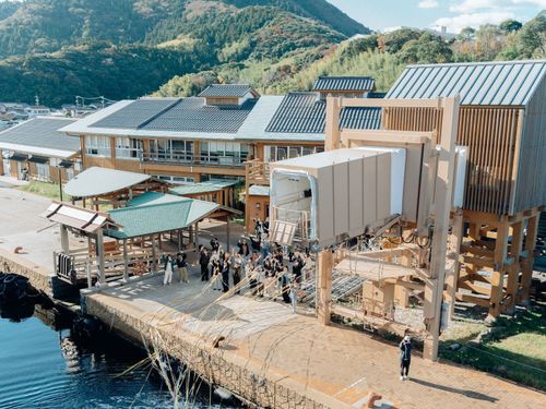 島留学で若者からも人気の隠岐。島民と移住者が連携して地域づくりを進めています。