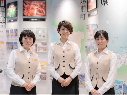 もう一つは観光案内所での仕事。