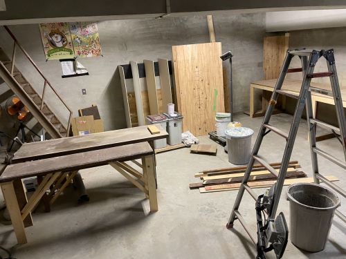 ハイセンの地下にある作業スペース