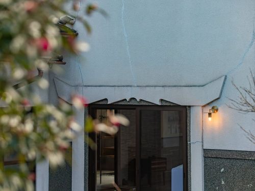 空き家バンク物件を自宅兼工房として改修したお店（糸 おやつのおみせ）