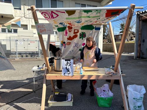 空き家の軒先や空き地スペースでの出店