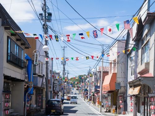 東和地域にある土沢商店街。ノスタルジックでマニアックなおもしろストリートです