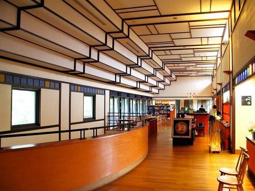 食文化を彩る工芸も、加賀の魅力。（石川県九谷焼美術館）