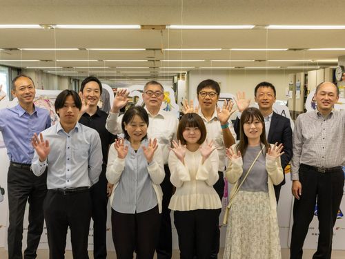 県庁地域鉄道課の皆さん。＼ご応募をお待ちしています！／