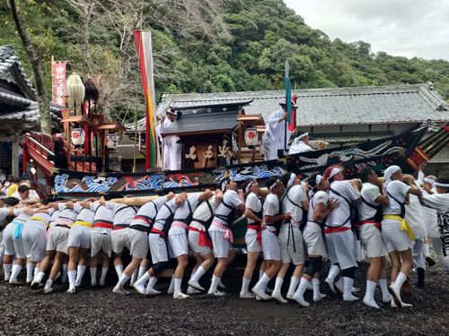 紀北町では少子高齢化により祭の担い手が不足しています。