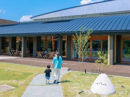 元湯船を活用した図書館 〈このみch-i〉