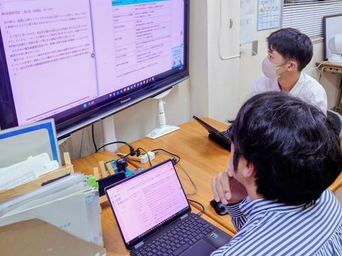 生徒一人ひとりの学びを考える時間。キャリアサポートもしています。