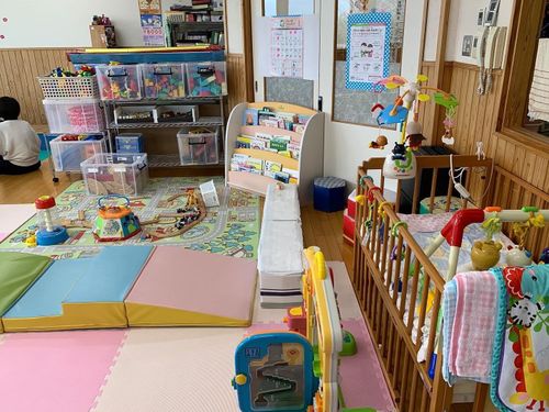 「子育て支援センター」