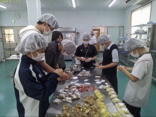 地域の野菜を使ってベジチップスを作ります