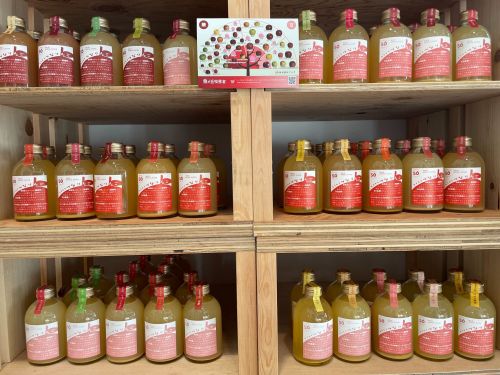 優勝賞品は泉が丘喫茶室のジュース50本！