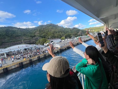 東京から船で1,000km。この島で、新しい暮らしと仕事に出会う