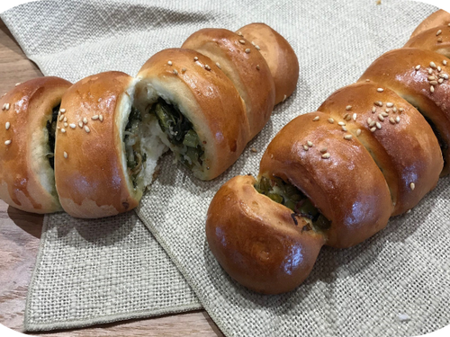 大人気の野沢菜おやきパン