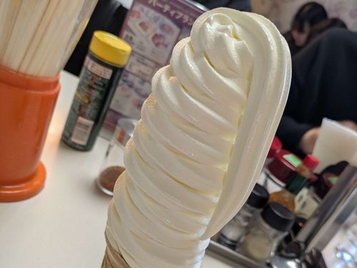 念願のソフトクリームを食べることが出来て大感激