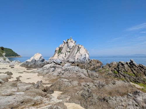 五十谷海岸の豊漁を祈るための恵比寿様