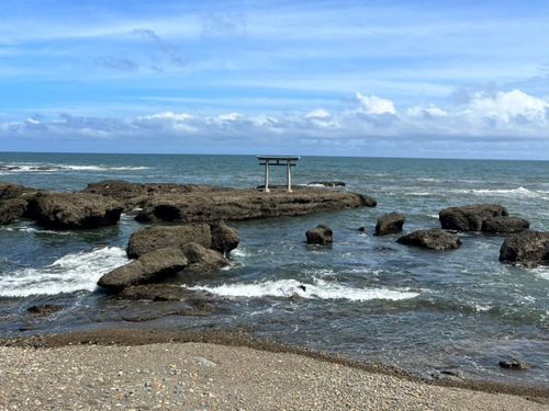 大洗磯前神社(海の上に浮かぶ鳥居の迫力がかっこいい！)