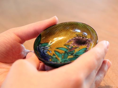 大聖寺では「九谷焼」が発展しました