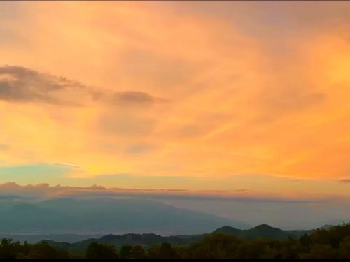 役場から見る夕焼けはとっても綺麗